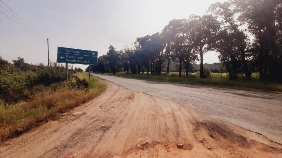 Commercial Property for Sale in Hartbeespoort North West